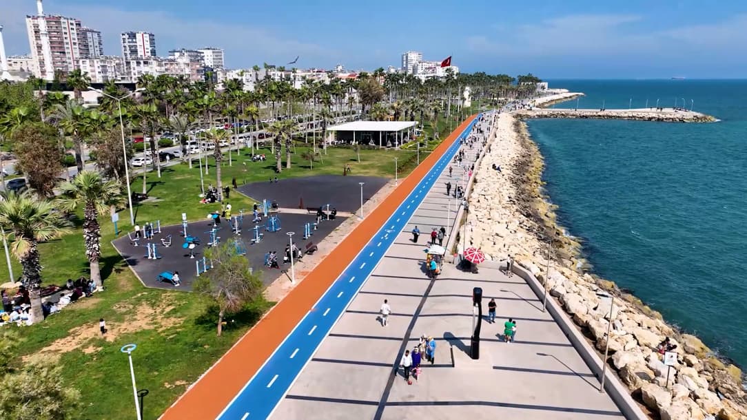 Mersin waterfront, a Green Flag Award-winning green space